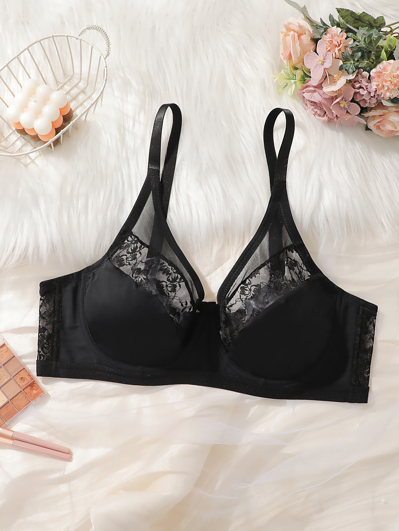 Plus Size Lace Minimizer Bra,  - Minimizer Bra Women reseña y precio